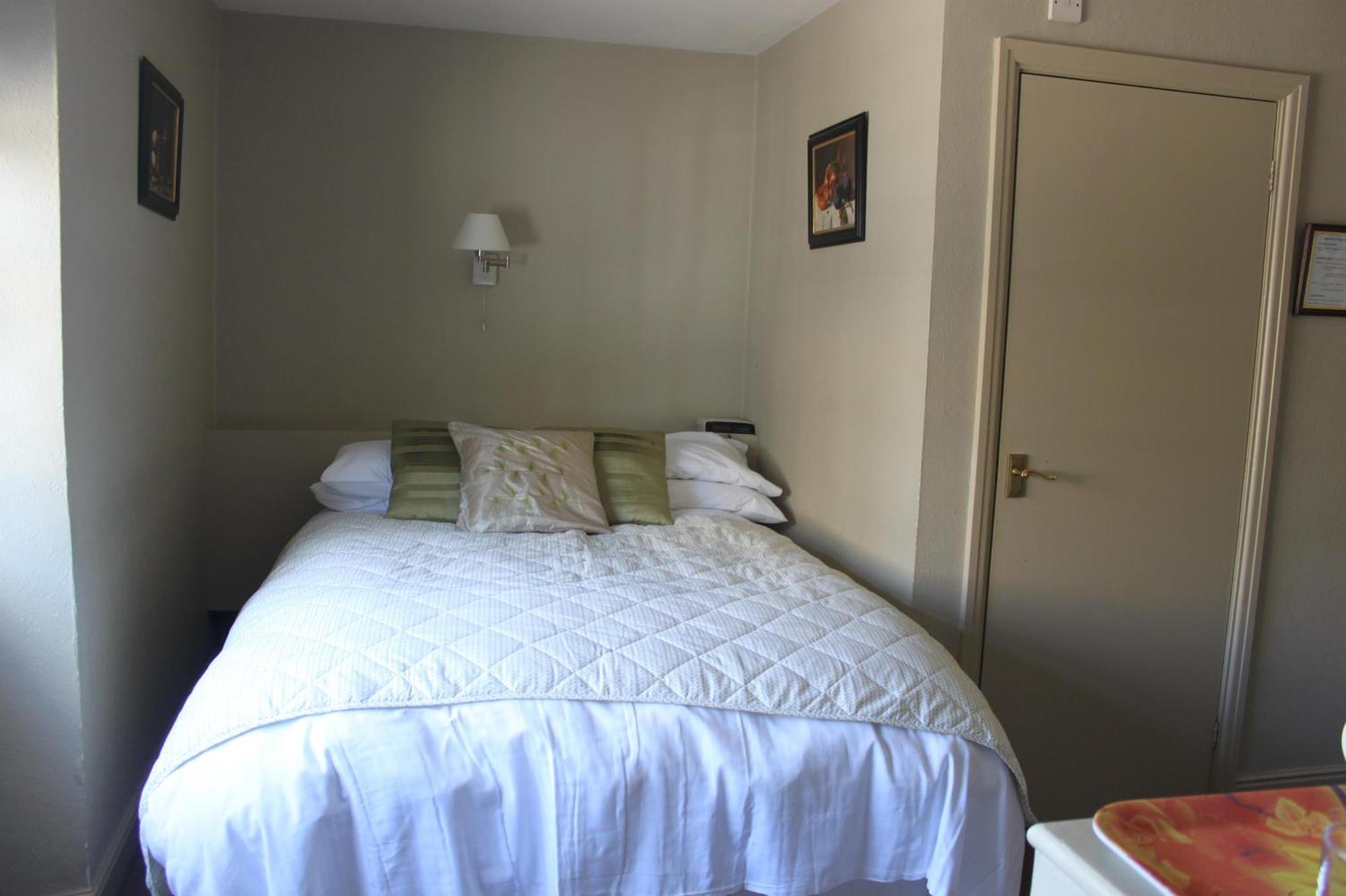 הרטינגטון The Manifold Inn Hotel חדר תמונה